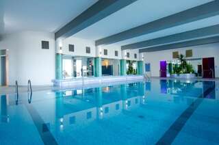 Отель Hotel Wellness & Spa Nowy Dwór Жешув-3